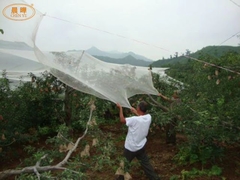 Машина для вязания медицинских сетей белого цвета